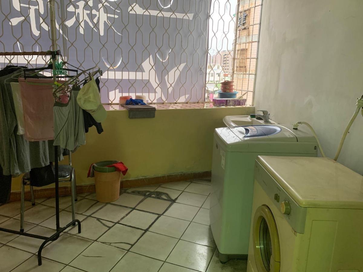 淡水老街歡樂便利民宿 Tamsui Dış mekan fotoğraf